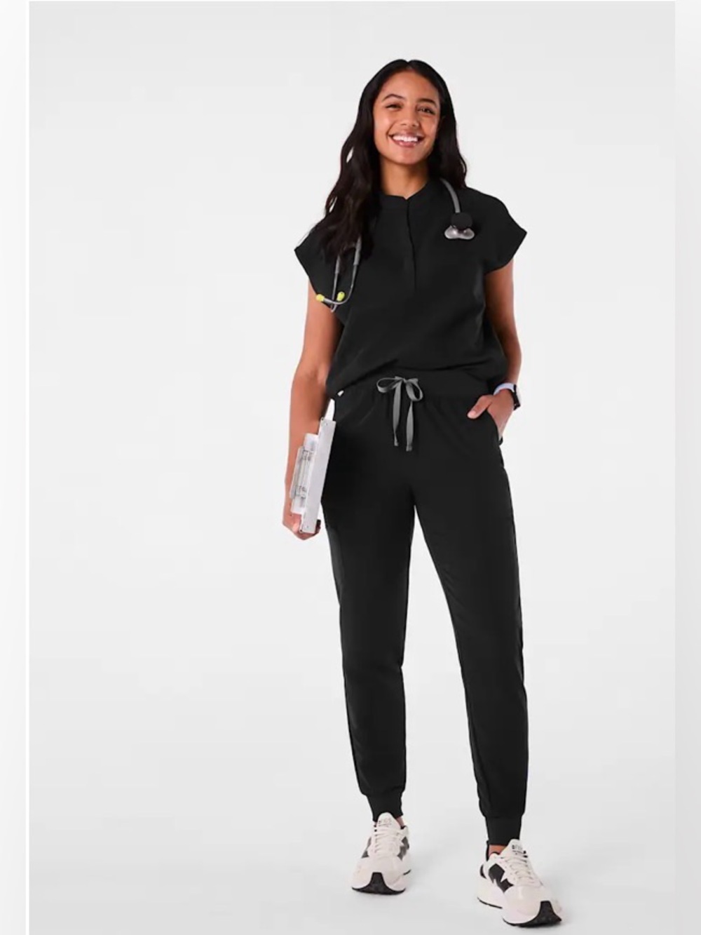 FIGS Women’s Black High Waisted Zamora Jogger Scrub Pants Size M